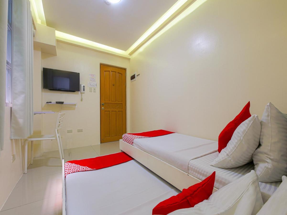 Oyo 783 Freemont Place Paranaque City المظهر الخارجي الصورة