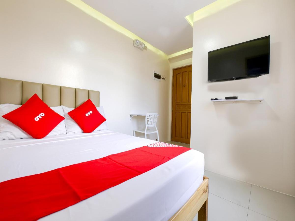 Oyo 783 Freemont Place Paranaque City المظهر الخارجي الصورة