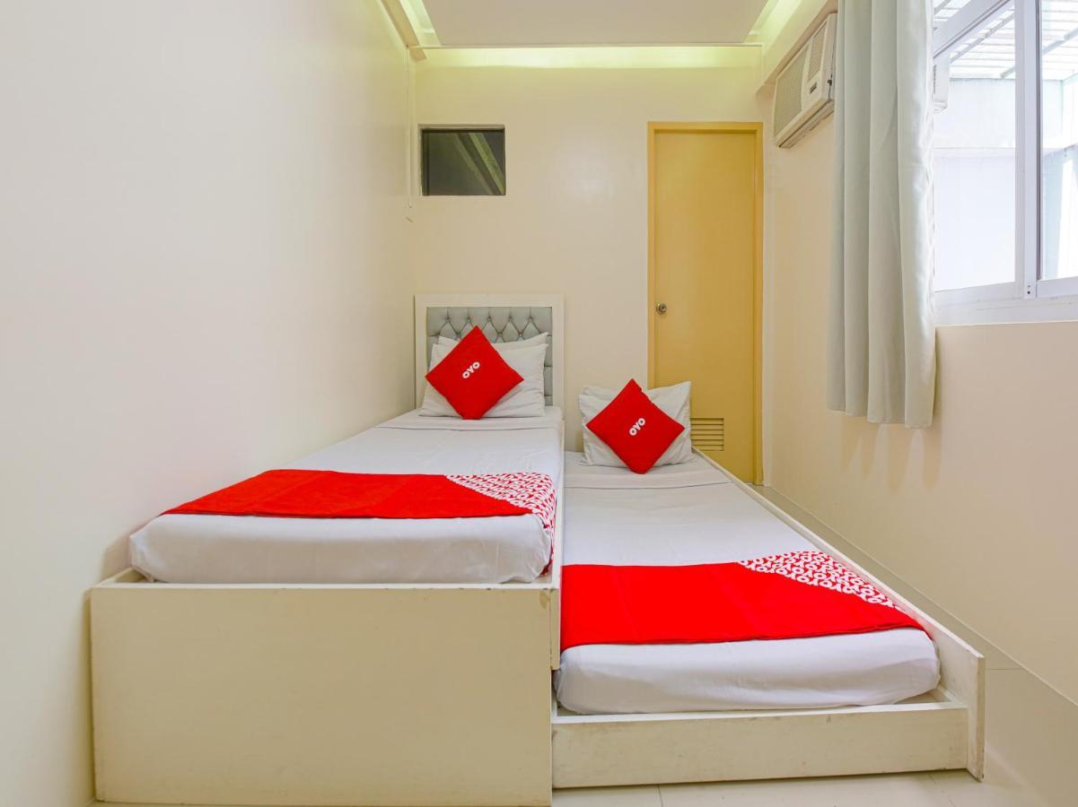 Oyo 783 Freemont Place Paranaque City المظهر الخارجي الصورة