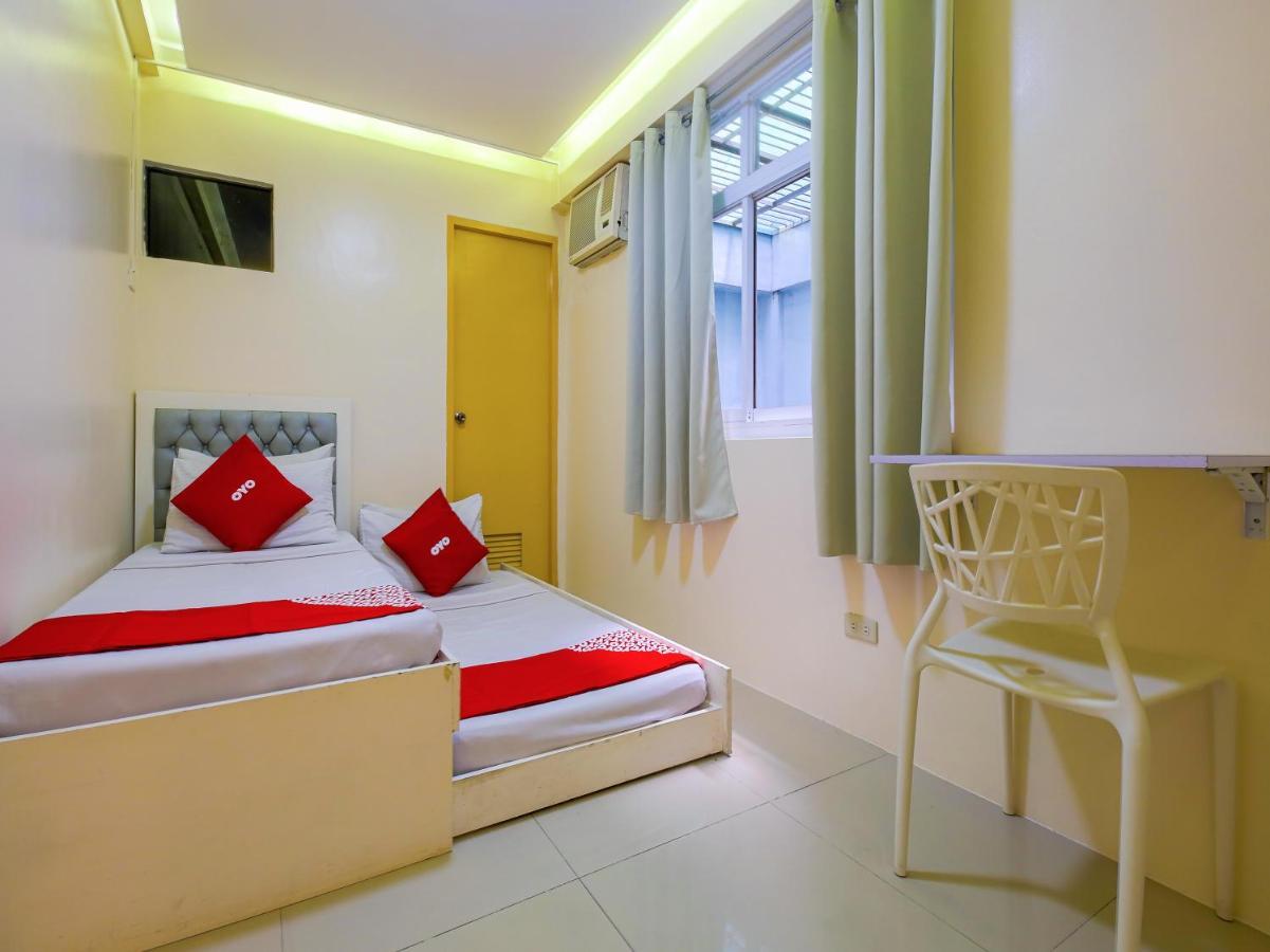 Oyo 783 Freemont Place Paranaque City المظهر الخارجي الصورة