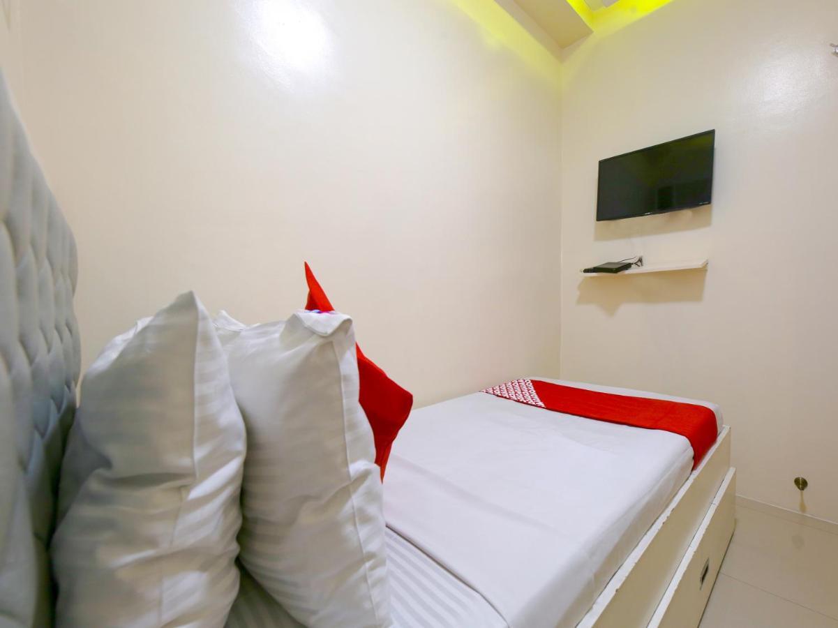 Oyo 783 Freemont Place Paranaque City المظهر الخارجي الصورة